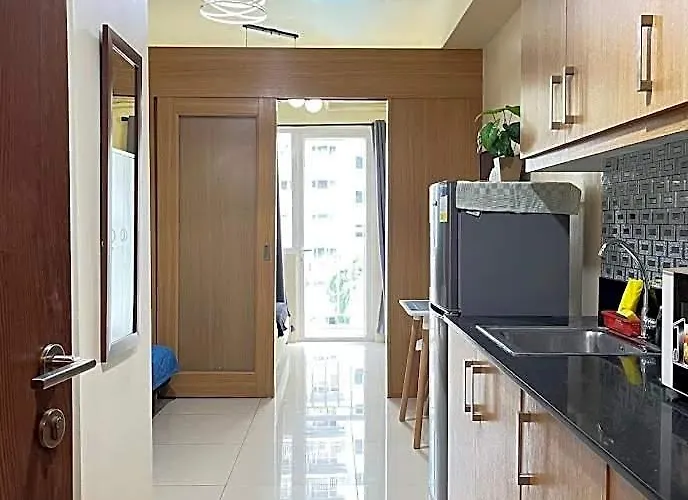 Shell Residences Condotel ホテル *